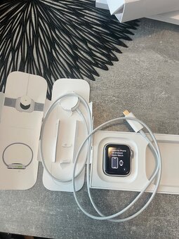 Apple Watch SE 2.generace - 2