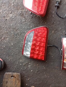 CITROEN C-CROSSER ZADNÍ LED SVĚTLA NA RV 2007-2013 - 2
