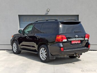 TOYOTA LAND CRUISER 200 4.5D V8 200kW - 2