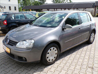 Volkswagen Golf 1,4 i TREND-HNED ODJÍŽDÍTE - 2
