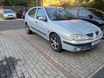 Renault megane - 2