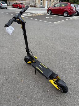 Elektrická koloběžka 1400W - 2