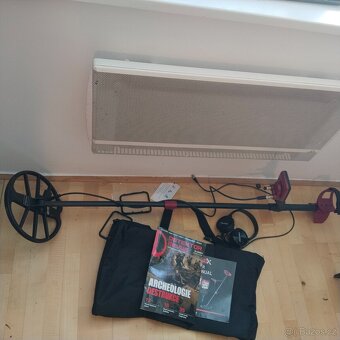 Detektor kovů NOKTA FINDX PRO - 2
