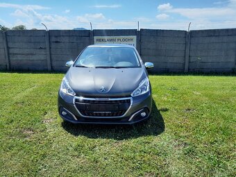 Peugeot 208 1.2 81 KW Panorama,kamera,serviska - 2