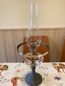Petrolejová lampa. - 2