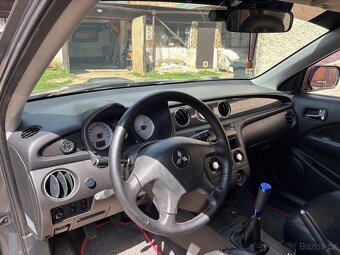 Mitsubishi Outlander 2.0 turbo - 2