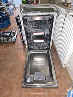 Vestavná myčka BOSCH SPV6YMX11E Serie 6 - 2