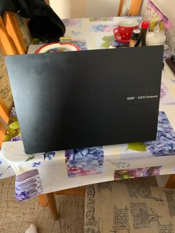 ASUS Vivobook 16 - 2