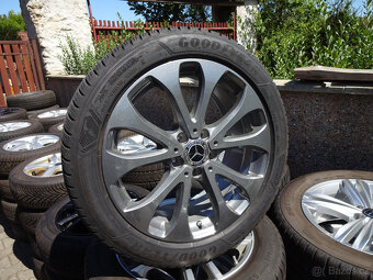 Mercedes V, Vito, Viano - zánovní ZIMNÍ TOP alu 18" čidla - 2