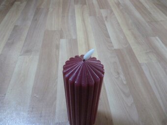 jako klasická svíčka,ale je na baterie - 2