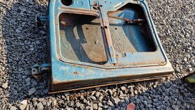 Skoda 1202 dvere - 2