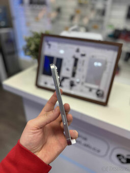 iPhone 16 Pro Max 256GB White Titanium E-SIM - 2