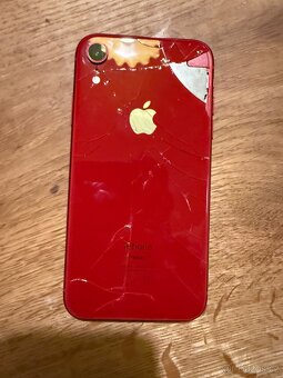 IPhone XR - Poškozený - 2