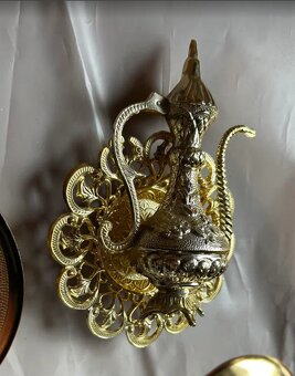 Čajový set – 6 ks, zlatá barva. - 2