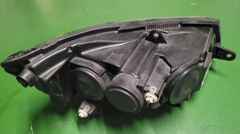 Š. Superb 2 poface levé halogenové světlo - 2