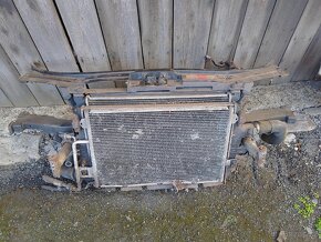 Audi A6 C5 2.5 TDI 2003 stěna - 2