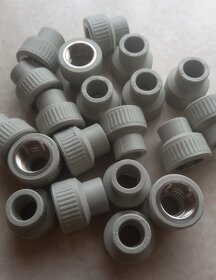 PPR DG přechodka 20x3/4" vnitřní závit (Nové) - 2
