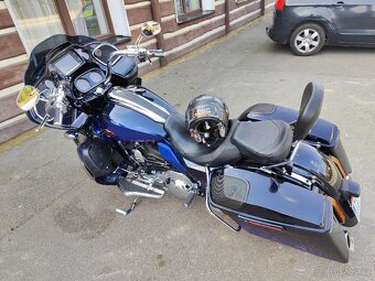 Harley Davidson Road Glide CVO - 2