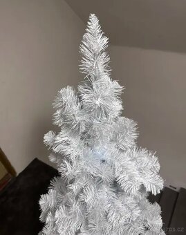 Umělý vánoční stromeček (150cm) - 2