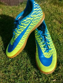 Sálovky NIKE - 2