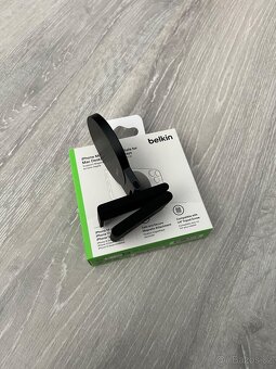 Belkin iPhone Mount MagSafe držák pro monitory černý - 2