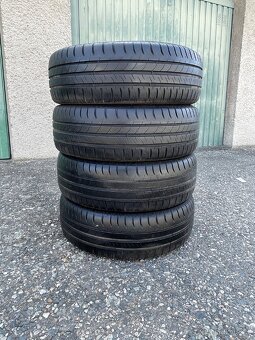 Letní pneu 195/65r15 - 2