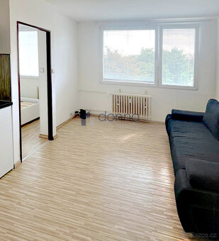 Pronájem bytu 2+kk, 38m², Praha 8 - Střížkov, ul. Červenkova - 2