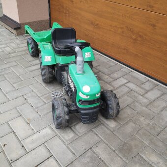 Šlapací traktor - 2