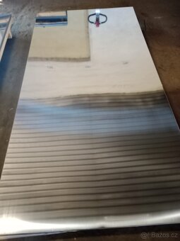 Nerezový plech 0,8x1220x2420 magnetický - 2