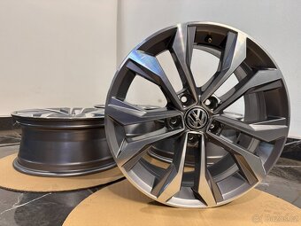 original VW r17 Passat 3G B8 3G0601025G Soho - 2