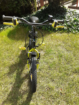 rodám kolo B-Twin Spy Hero 16´ - 2