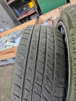 Letní pneu 245/40 r19 - 2