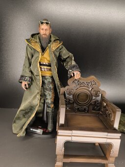 Hot toys - 2