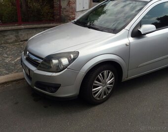 Opel Astra H dveře - 2