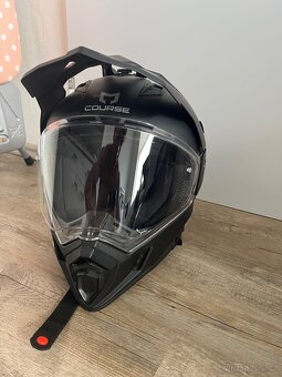 Helma na motorku cestovni vel S 55-56 cm - 2