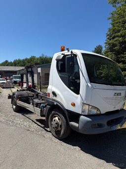 Avia nosič kontejnerů - 2