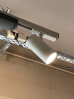 Prodáme kompletní profesionální osvětlení z 600m2 prodejny - 2