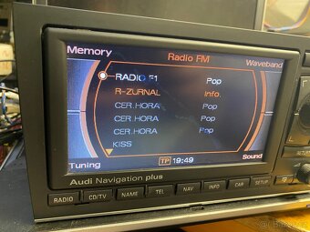 Autorádio Audi Navigation plus RNS-E A4 (vada displeje) - 2