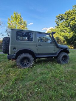 Suzuki Samurai - 2
