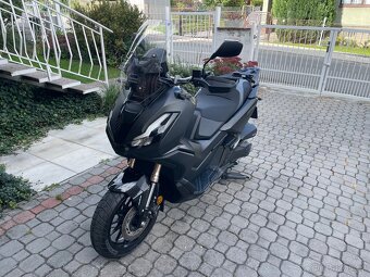 Honda adv 350, top stav - 2