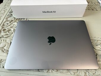 MacBook Air 2020 – 16GB RAM, 256GB SSD - 2