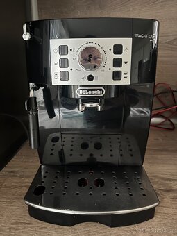 De'Longhi Magnifica Compact ECAM 22.115.B - 2