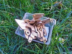 Nový zámek Škoda Favorit - 2