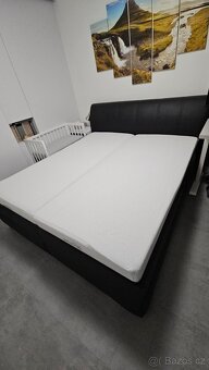 Manželská postel s úložným prostorem a čelem - 2