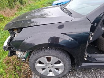 5té dveře Subaru Outback 2010 Černá D4S - 2