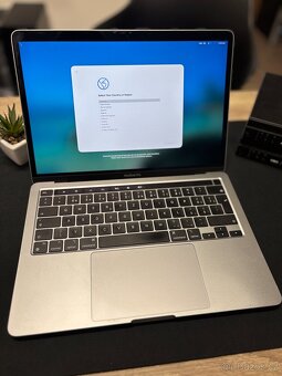 Apple MacBook Pro 13 2022 M2/16GB/512SSD/macOS CZ ZARUKA - 2