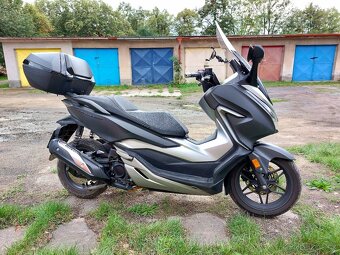 Honda Forza 300 - 2