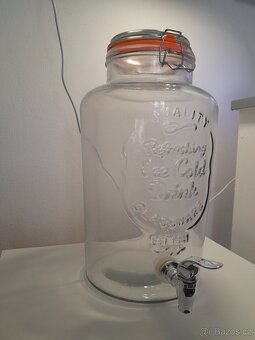 Skleněný zásobník na nápoje 7L s kohoutkem - 2