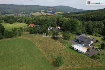Ideální místo pro Váš dům a zahradu - pozemek 4227 m² v Čerm - 2