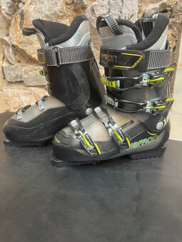 Lyžáky Salomon, vel. 27-27.5 (44), celková délka 317mm - 2